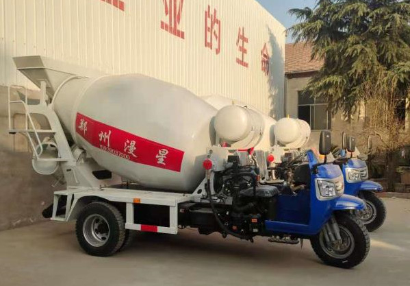 解決混凝土攪拌車(chē)水溫過(guò)高的方法